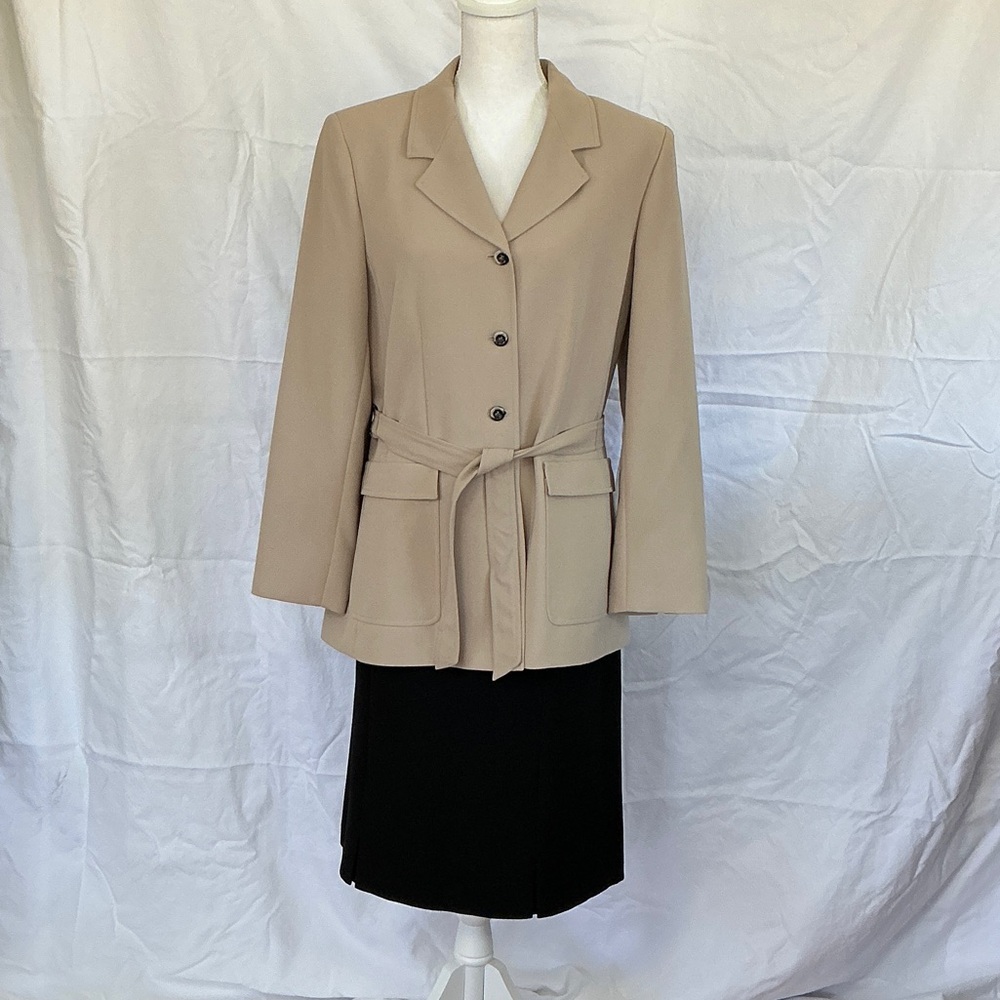 Le Suit Beige Belted Blazer Jacket